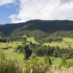 Alpenhotel Weitlanbrunn