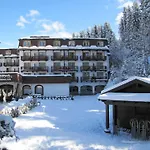 Hotel Alpenhotel Weitlanbrunn 4*