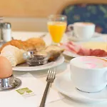 Alpenhotel Weitlanbrunn