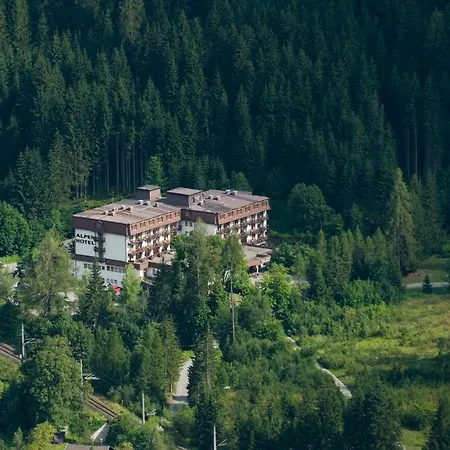 Alpenhotel Weitlanbrunn מלון סיליאן