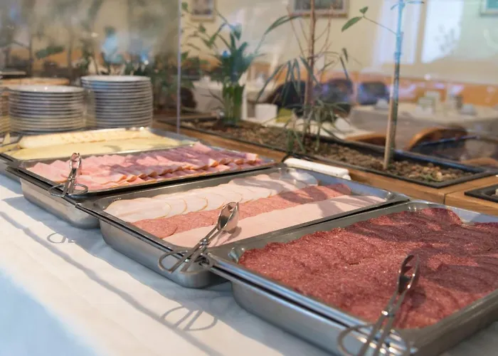 Alpenhotel Weitlanbrunn Hotell