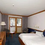 호텔 Alpenhotel Weitlanbrunn 4*