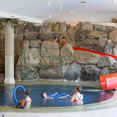 Alpenhotel Weitlanbrunn מלון סיליאן