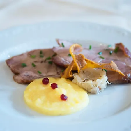 Alpenhotel Weitlanbrunn