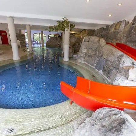 Alpenhotel Weitlanbrunn